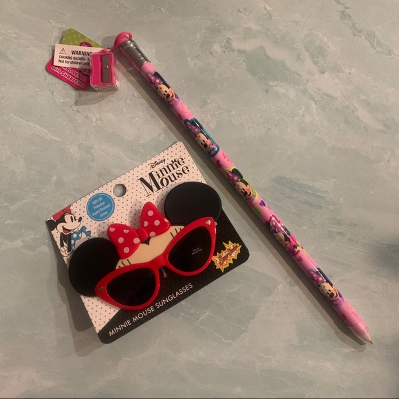Disney Other - Minnie Mouse Sunnies and Giant Pencil